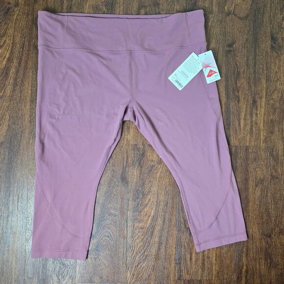 Athleta Contender Laser Cut 7/8 Tight (x2) + Salutation Capri NWT - XXL - Picture 8 of 11
